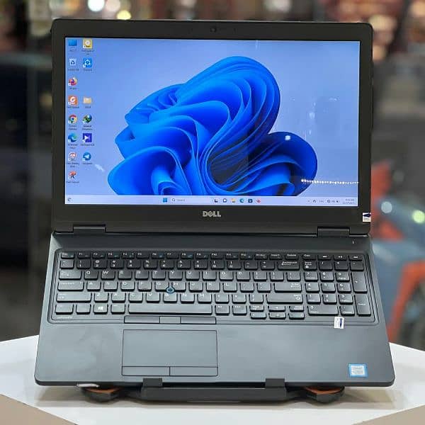 Dell Latitude 5580 Core i5 7th Generation 8GB Ram DDR4 / 256GB SSD 1