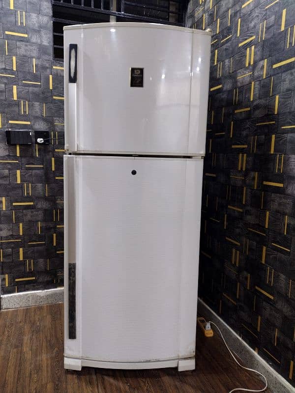 Dawlance fridge new condition 6