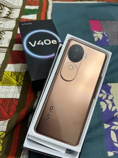 AOA vivo v40e just box open brand new read description