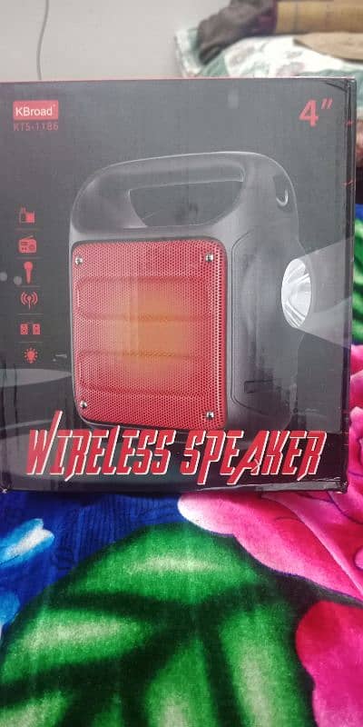 Wireless speaker with lights size 4 Inch 0