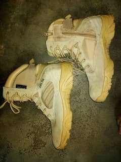 Army Delta boots