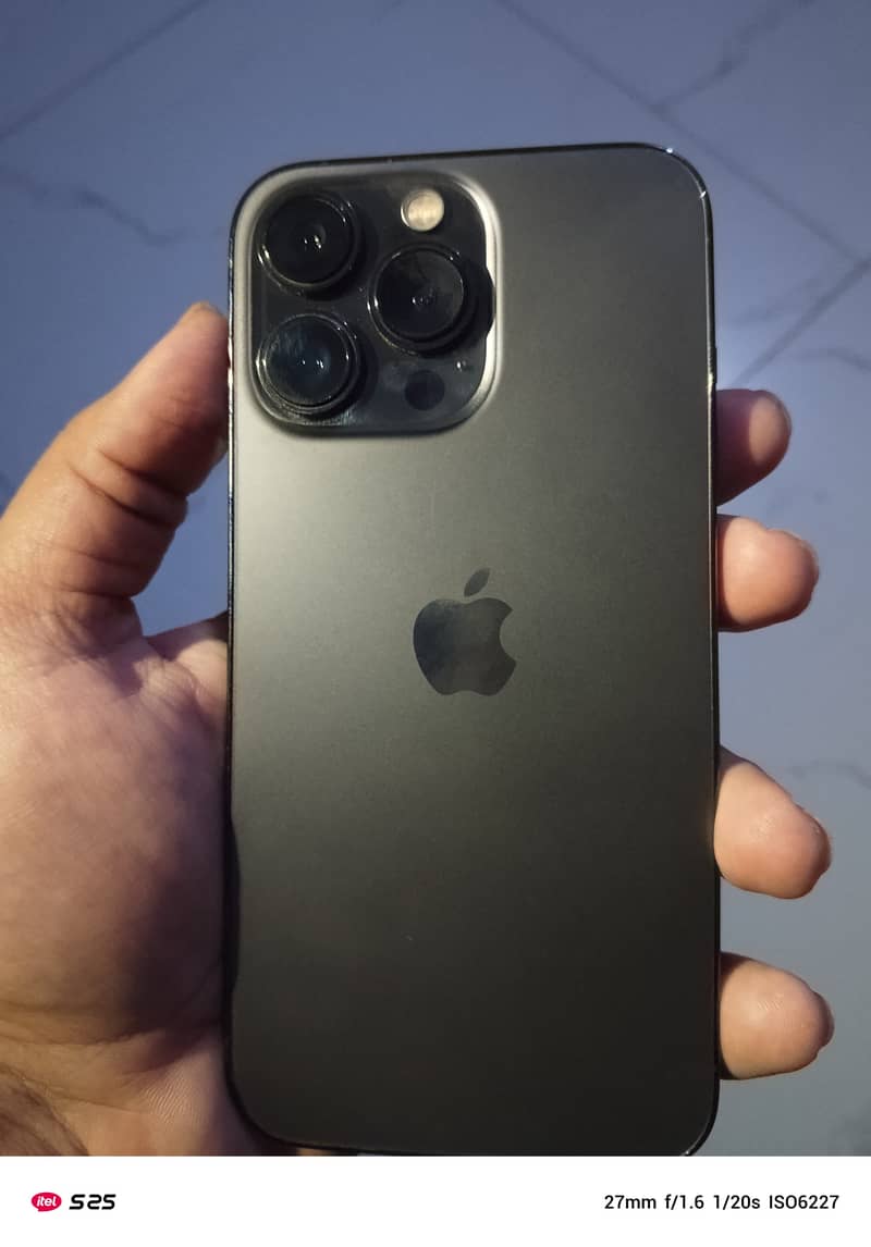 Apple iPhone 13 Pro 0