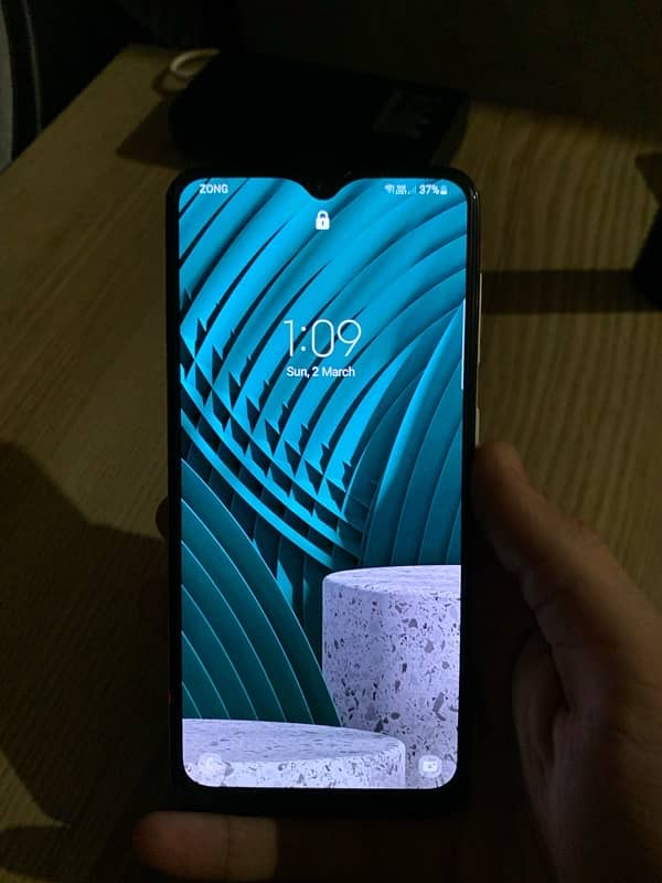 Samsung Galaxy A30s 1