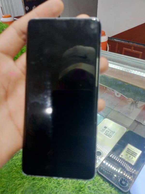 Samsung S10,Sim Working, Total genuine,4-128 ,shop visit available, 1