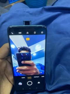 oppo Reno 2f all ok koi masla nhi beghar khula hua