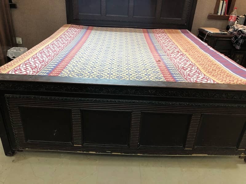 WOODEN KING size BED for SALE!!!N 0