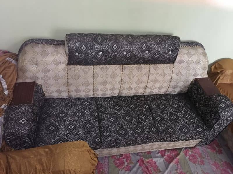 chines sofa 0