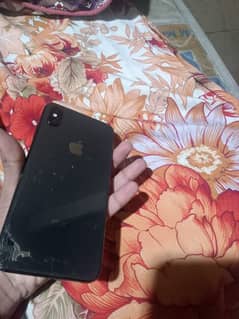 iphone xs max I could locked Urgent Sale Olny serious buyer concat