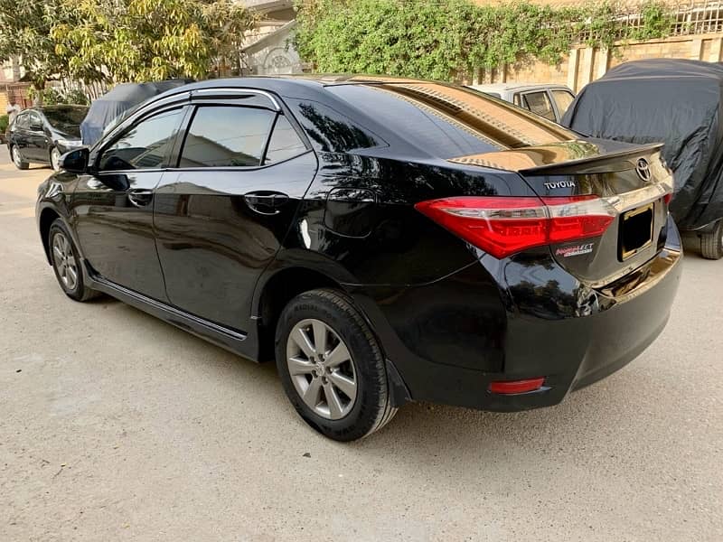 Toyota Corolla Altis 2016 4