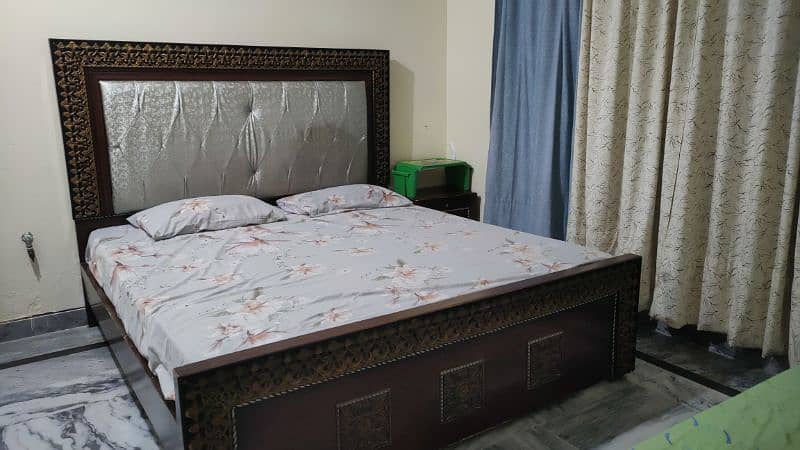 Bedset with Dressing Table for Sale 1