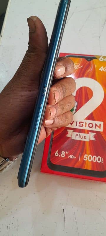 itel p37 pro vision 2 plus 3GB 64G full box 5