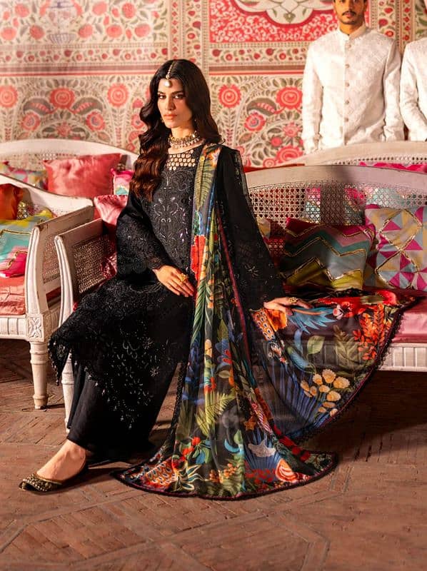 MAHNUR  HUSN E JAHAN  LUXURY LAWN 2