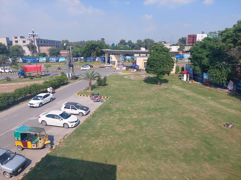 Near to Main boulevard, near to Up coming Downtown Commercial Location, 2100 series diamond block non paid plot is available for sale 10