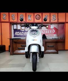 evee NISA 3 wheel electric scooty (03325023878)