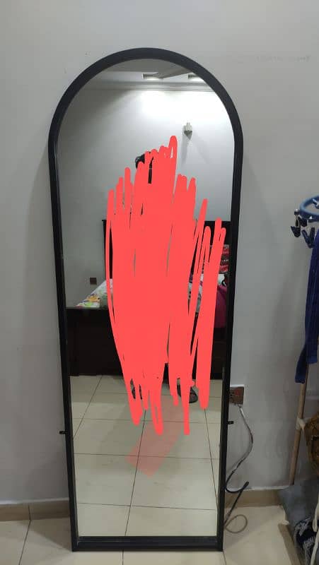 Full length mirror 6 ft x 2 ft 0