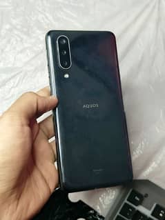 Sharp Aquos 5g 8/128