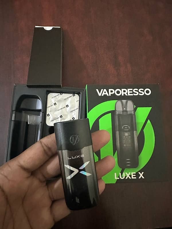 Vaporesso Luxe X Pod 1