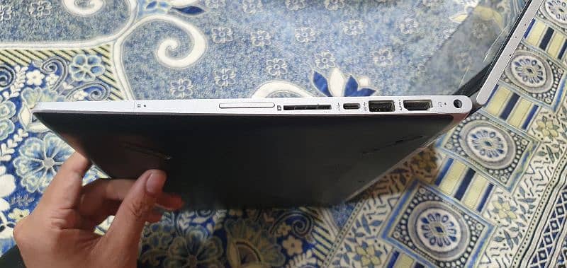 Laptop HP Windows 10 Pro 4