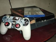 PS4 fat 500 GB with one controller and one game