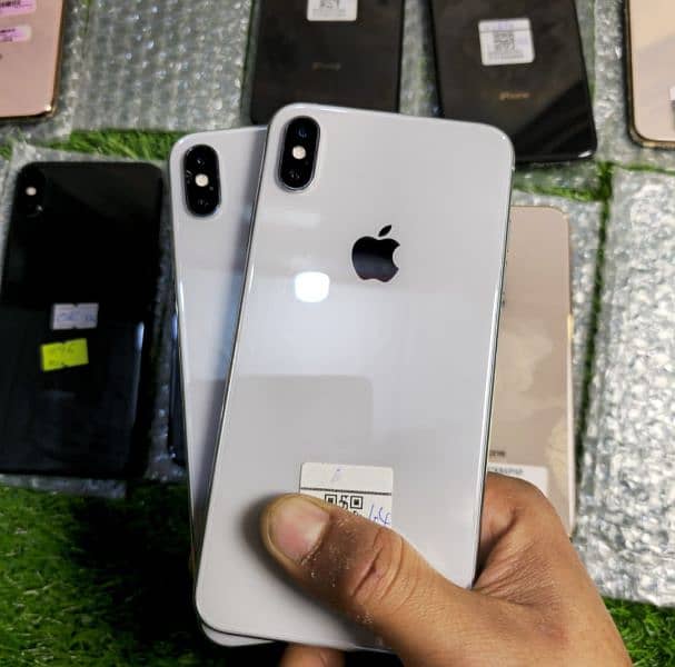 iPhone Xs Max Non PTA JV 0