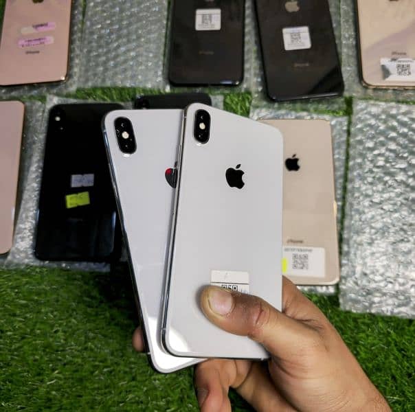 iPhone Xs Max Non PTA JV 1