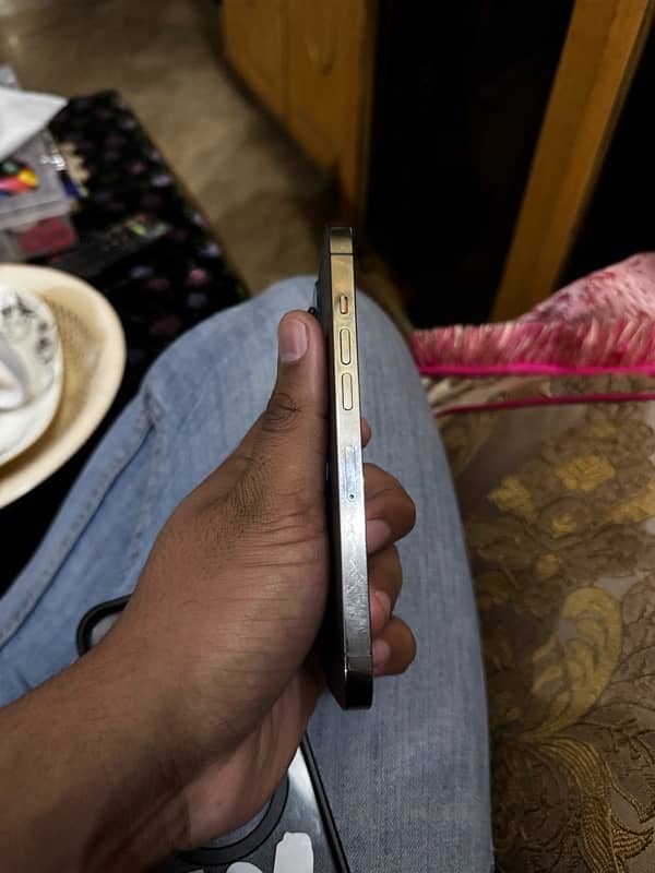 iphone 13 pro jv 128 gb price negotiable 0