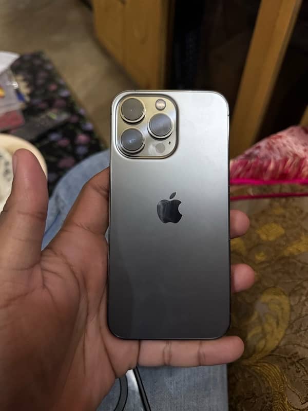 iphone 13 pro jv 128 gb price negotiable 2