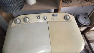 Haier washing machine balkul Yes ha koi folid nh ha dary bhi yes ha