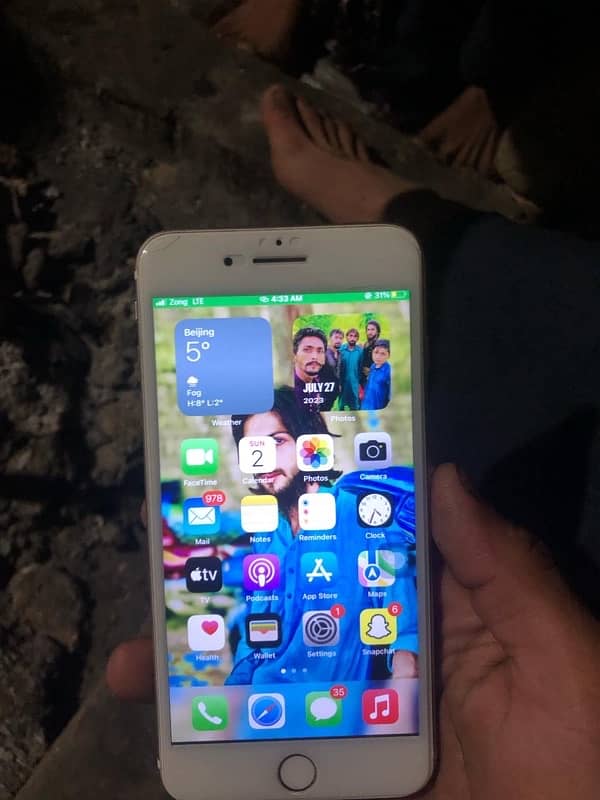 I phone 7 plus pta 32 gb 2