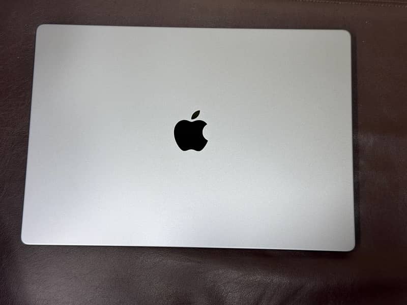 MacBook Pro 16 Inch 16GB/512GB M2 Pro 2023 Space Grey 1