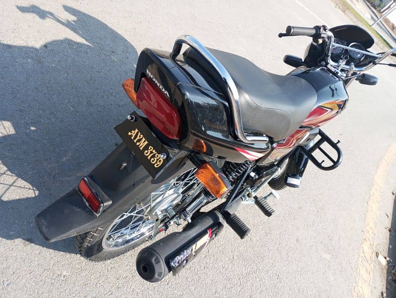 Honda pridor Black 5