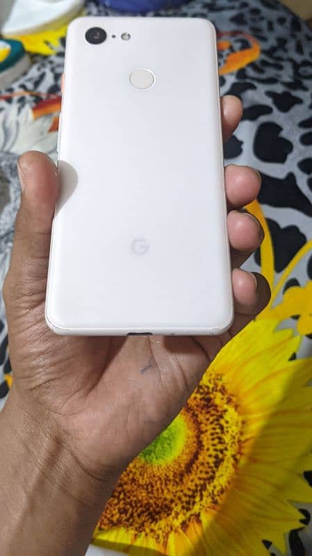 Google pixel 3. . . . . . condition 10 To 9. . . change possible 1