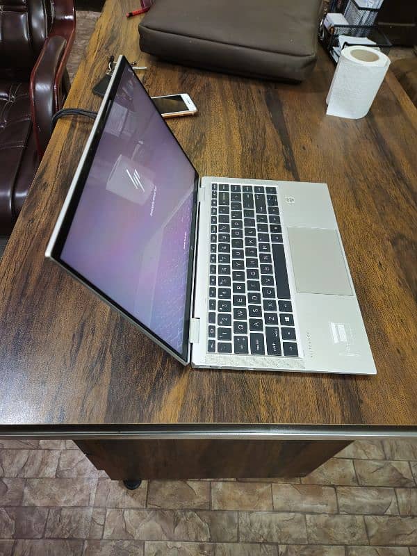 HP Elitebook 1040 G7 x360 i5 10g 4