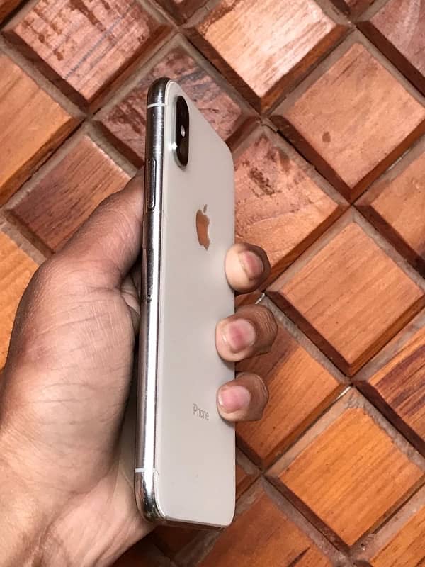 iPhone Xs. non pta 0343/567/4872 1