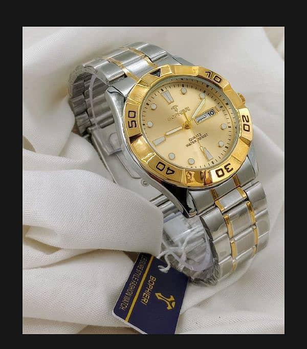 STAINLESS STEEL QUARTZ WATCH. 4