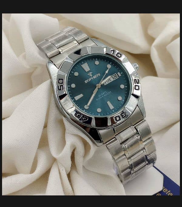 STAINLESS STEEL QUARTZ WATCH. 6