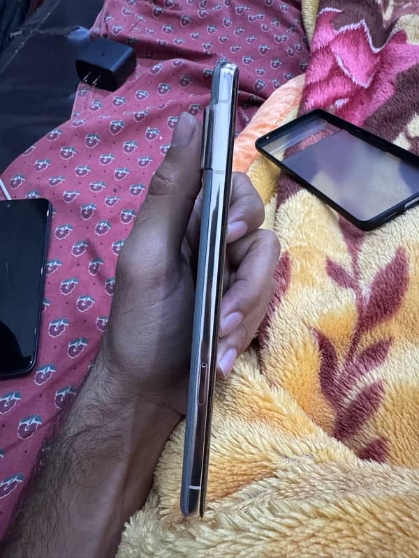 Pixel 7 pro Non PTA Sim locked 6