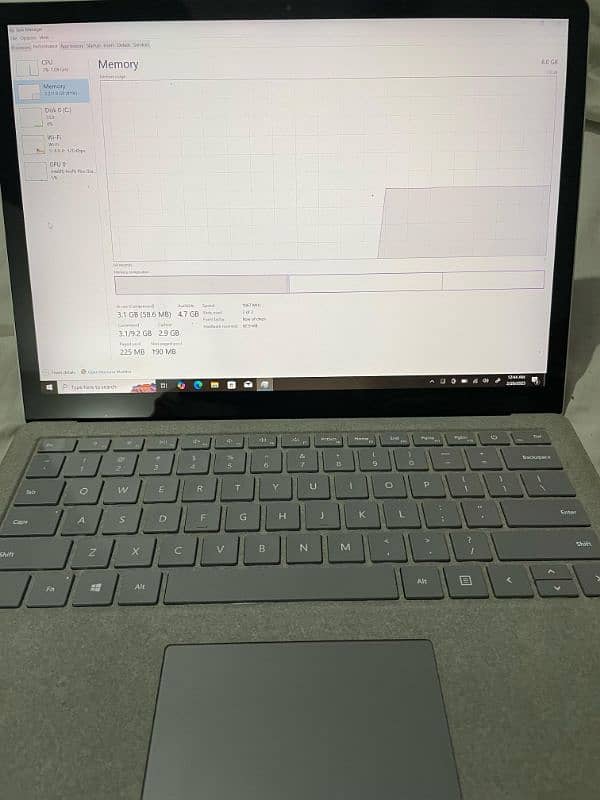 Microsoft Surface Intel Core i7 7th Generation 8/256 1