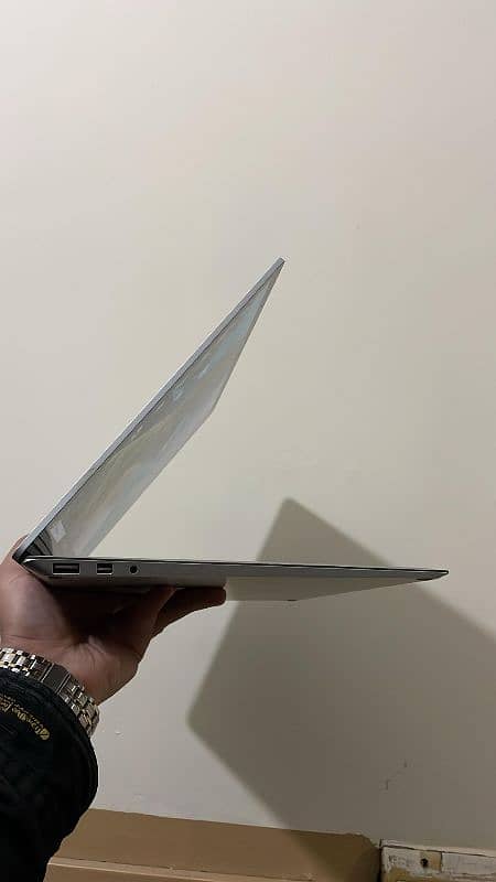 Microsoft Surface Intel Core i7 7th Generation 8/256 6