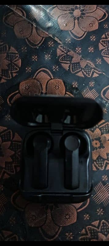 Airpods 0