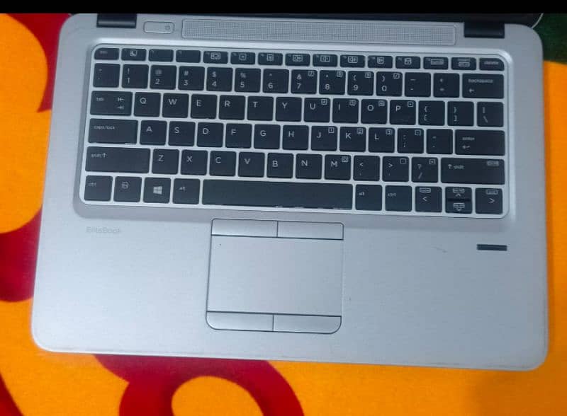 laptop HP i7 6 generation 8gb /256 gb SSD 2