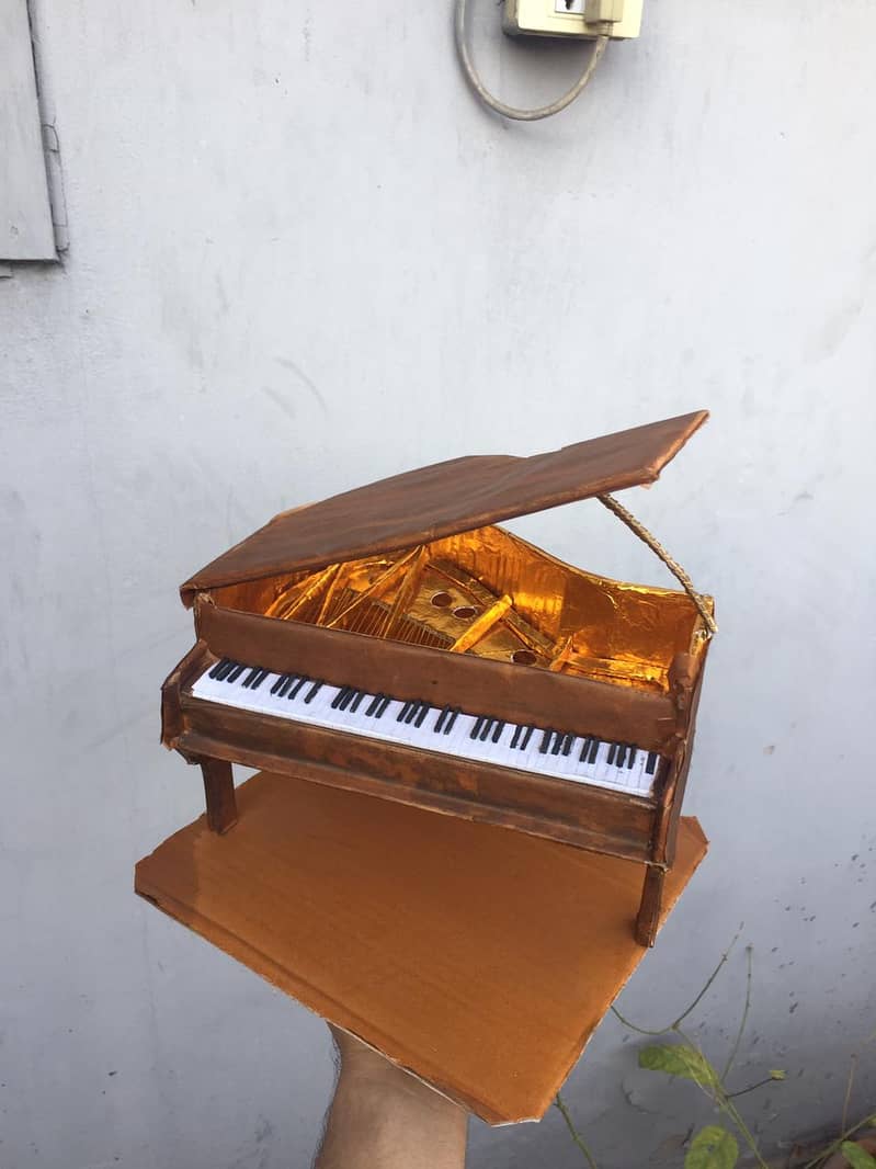 Miniature Decorative Piano – Eco-Friendly Handmade Art 2