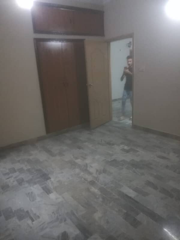 Fully Renovated 2 Bed DD Lower Portion for Rent Gulshan-e-iqbal Block 10 6