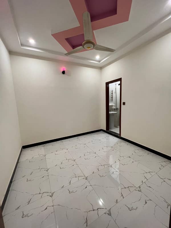 FAMILY & BACHELOR FLAT FOR RENT LOCATION CHAKLALA SCHEME 3 6