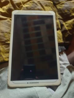 Galaxy Tab A /2gb ram 32gb storage