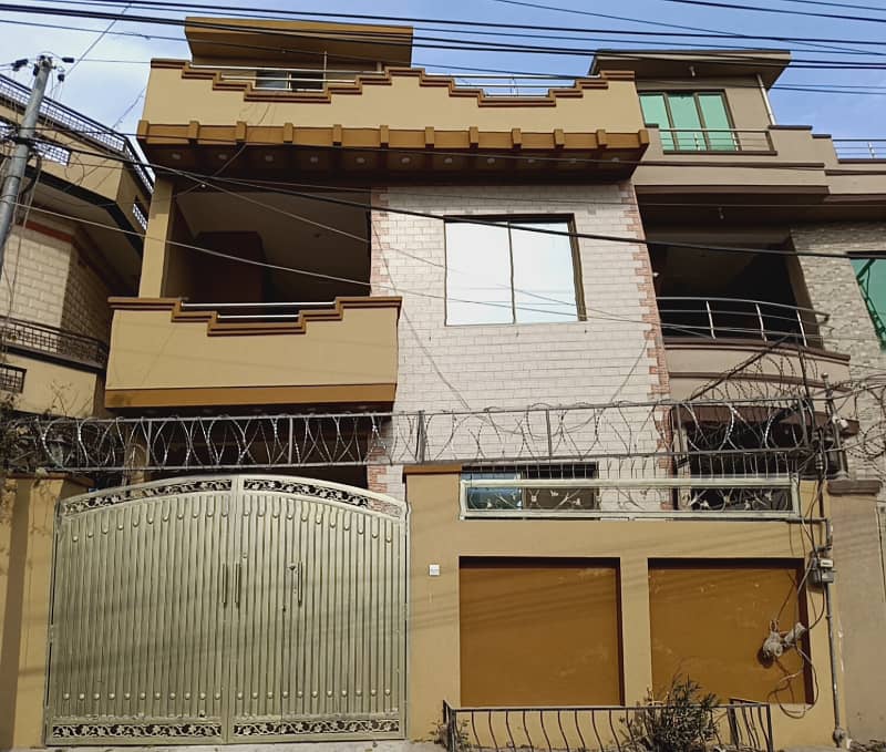 Luxury Double Storey House Prime Location Near The Market And School 1