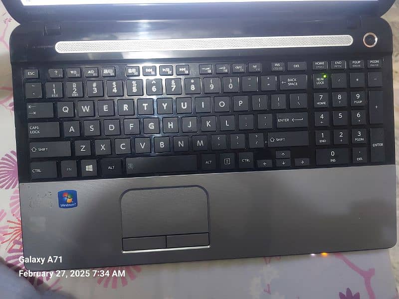 Toshiba Core i3 3rd Gen 0