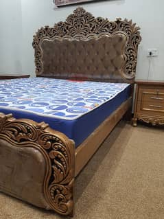 Carving bed set New Not used King size cinyoti style Without mattris