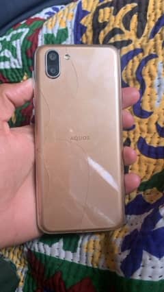 Aquos R2 non pta 64 gb.  All okay set