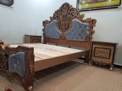 Carving bed set new Not used King size cinyoti style (just call me)